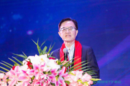 壹号娱乐召开2018年度总结表彰会 壹号娱乐召开2018年度总结表彰会