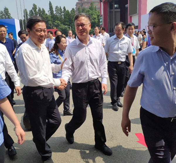 全国“安全生产月”和 “安全生产万里行”活动在江阴启动 清华大学公共安全研究院携壹号娱乐受邀参加启动仪式 全国“安全生产月”和 “安全生产万里行”活动在江阴启动 清华大学公共安全研究院携壹号娱乐受邀参加启动仪式
